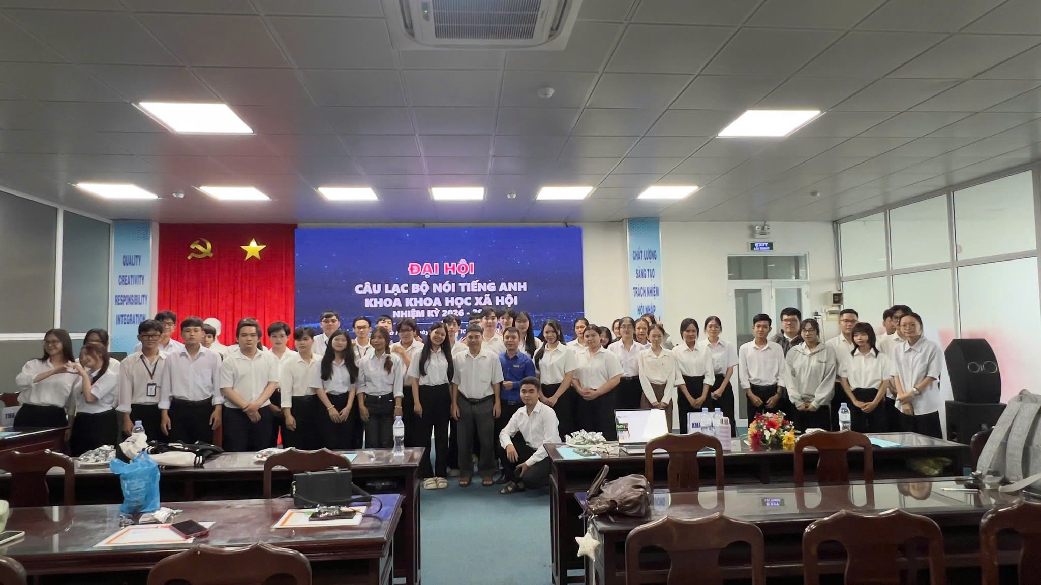 CÂU LẠC BỘ NÓI TIẾNG ANH TỔ CHỨC ĐẠI HỘI NHIỆM KỲ 2026–2027